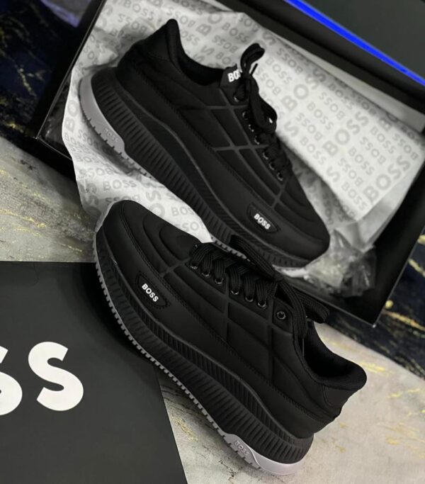 BOSS EVO RUNNER NEGRO